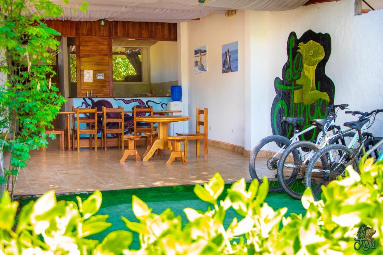 Hotel La Jungla Puerto Villamil Buitenkant foto