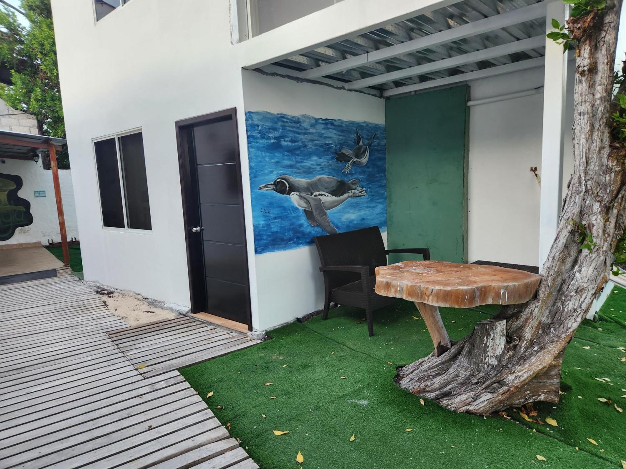Hotel La Jungla Puerto Villamil Buitenkant foto