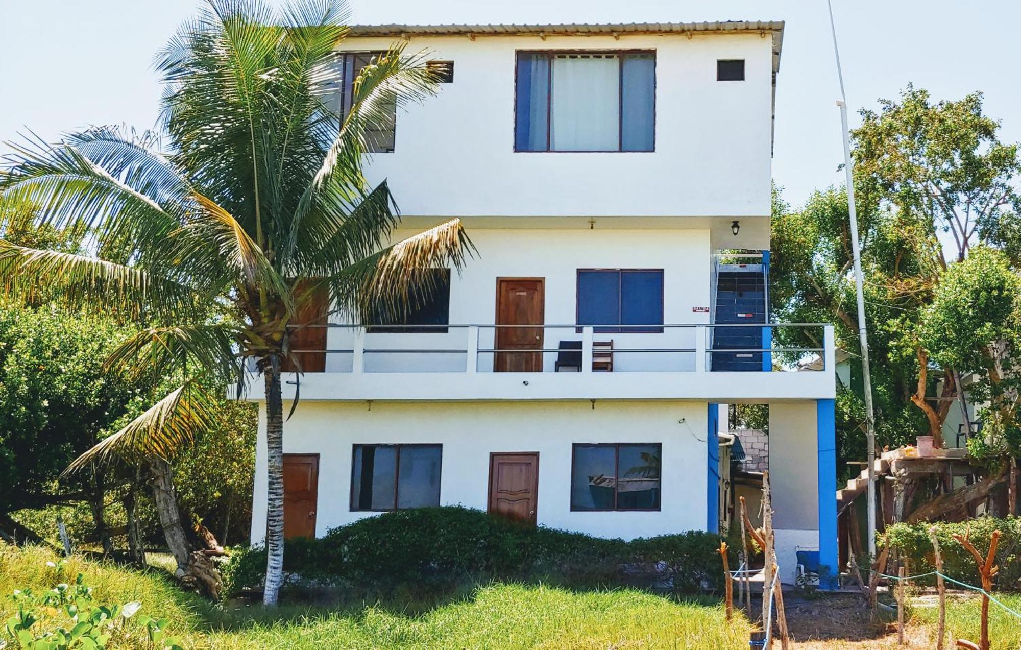 Hotel La Jungla Puerto Villamil Buitenkant foto