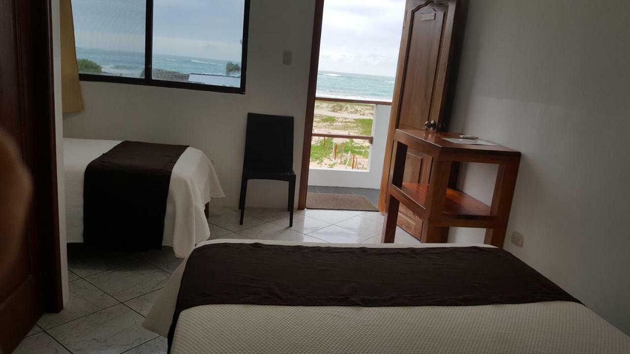 Hotel La Jungla Puerto Villamil Buitenkant foto