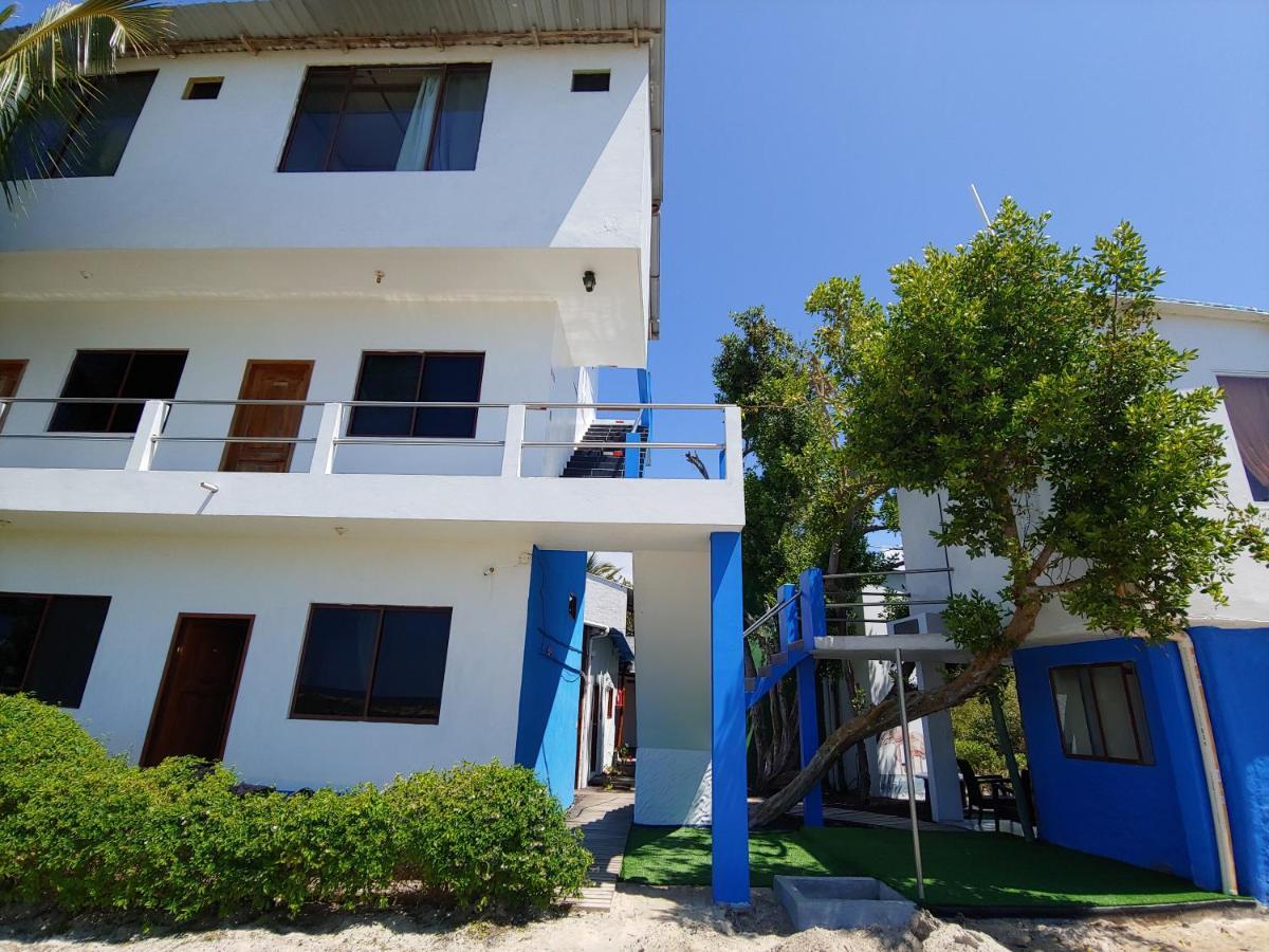Hotel La Jungla Puerto Villamil Buitenkant foto